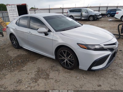 TOYOTA CAMRY 2024
