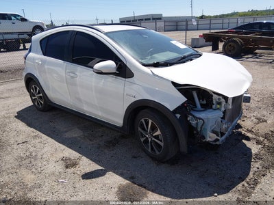 TOYOTA PRIUS C 2018