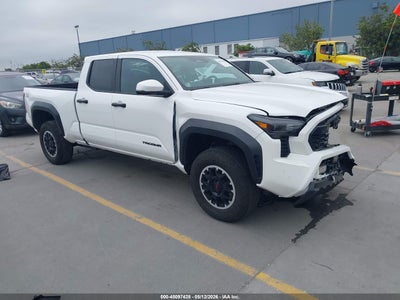 TOYOTA TACOMA 2024