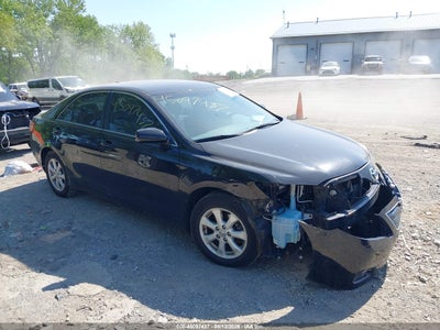 TOYOTA CAMRY 2011