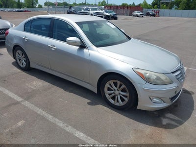 HYUNDAI GENESIS 2013