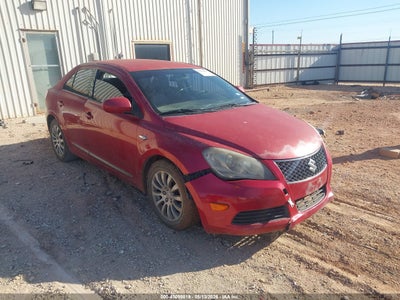 SUZUKI KIZASHI 2013
