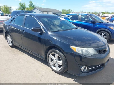 TOYOTA CAMRY 2012