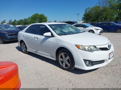 TOYOTA CAMRY 2012
