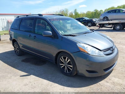 TOYOTA SIENNA 2008