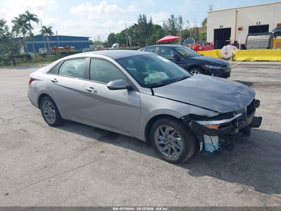 HYUNDAI ELANTRA HYBRID 2026