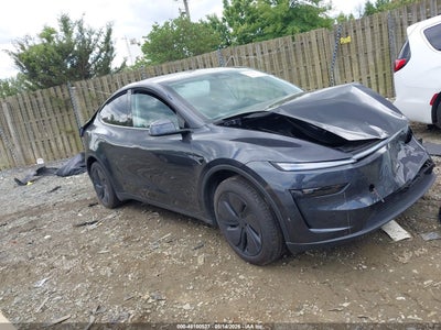 TESLA MODEL Y 2026
