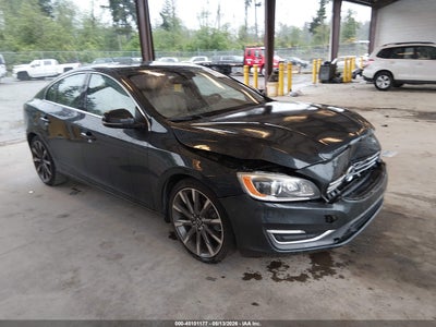 VOLVO S60 2015