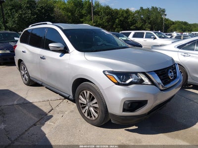 NISSAN PATHFINDER 2017