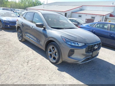 FORD ESCAPE 2023