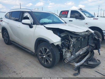 TOYOTA HIGHLANDER 2020