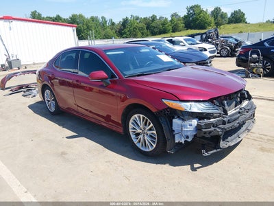 TOYOTA CAMRY 2019