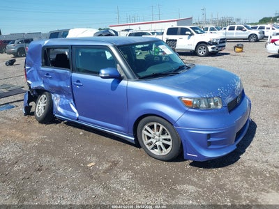 SCION XB 2010
