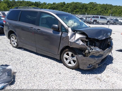 TOYOTA SIENNA 2014