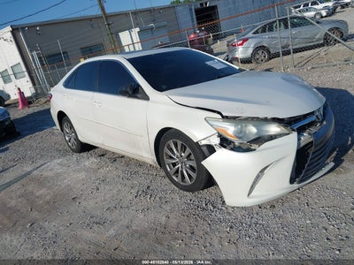 TOYOTA CAMRY 2016