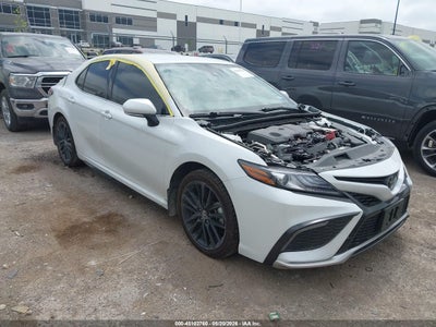 TOYOTA CAMRY 2024