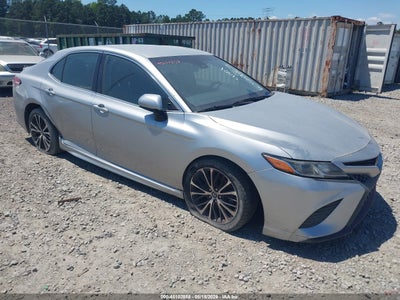 TOYOTA CAMRY 2018