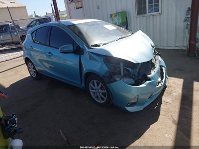 TOYOTA PRIUS C 2014