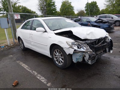 TOYOTA CAMRY HYBRID 2010