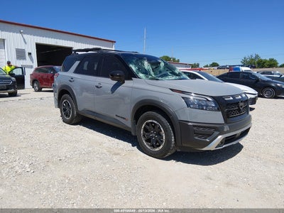NISSAN PATHFINDER 2024