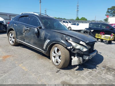 INFINITI FX35 2011