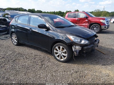 HYUNDAI ACCENT 2012