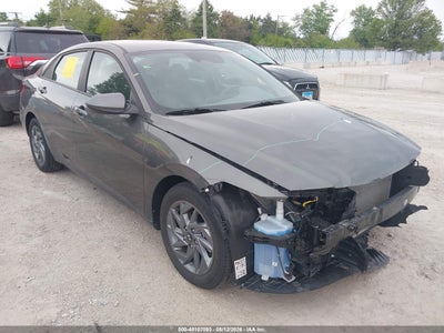 HYUNDAI ELANTRA 2024