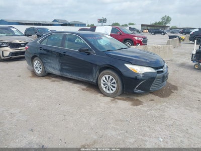 TOYOTA CAMRY 2017