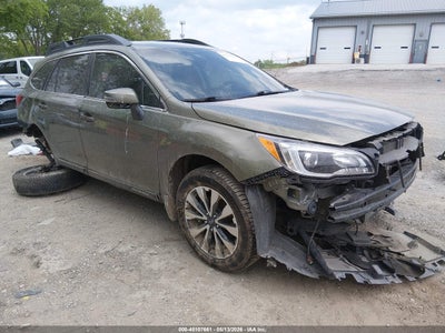 SUBARU OUTBACK 2016