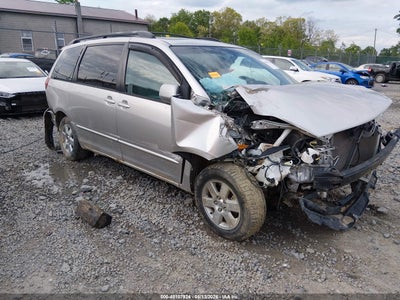 TOYOTA SIENNA 2004