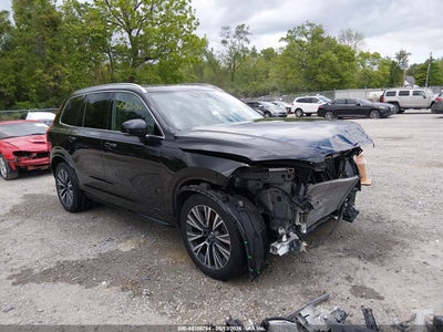 VOLVO XC90 2021