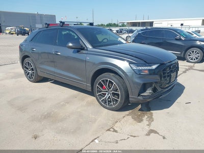 AUDI Q8 2022