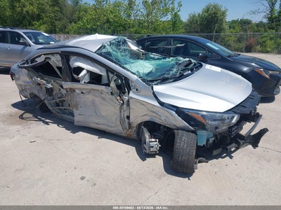 NISSAN VERSA 2025