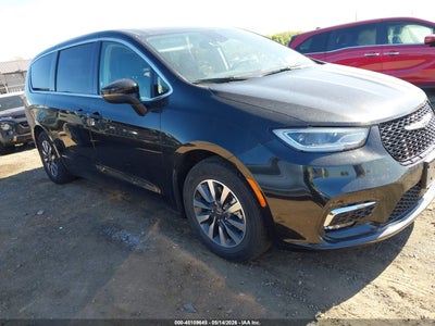 CHRYSLER PACIFICA HYBRID 2023