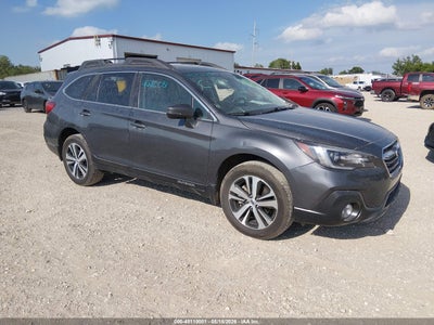 SUBARU OUTBACK 2019