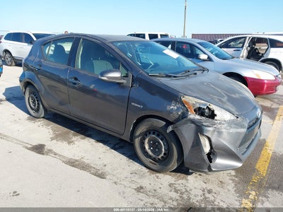 TOYOTA PRIUS C 2015