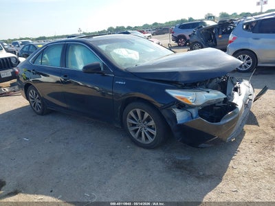 TOYOTA CAMRY HYBRID 2017