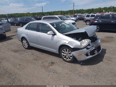 VOLKSWAGEN JETTA 2010