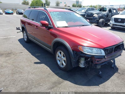 VOLVO XC70 2012