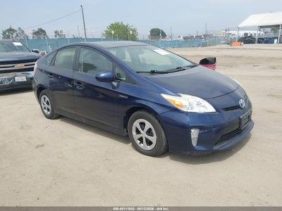 TOYOTA PRIUS 2015