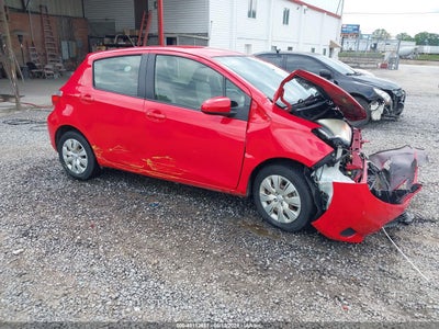 TOYOTA YARIS 2013
