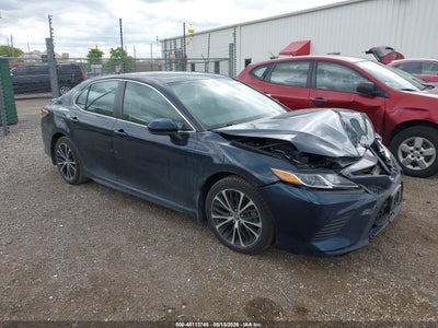 TOYOTA CAMRY 2019