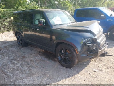 LAND ROVER DEFENDER 2026