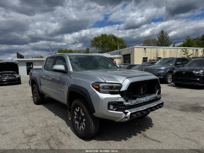 TOYOTA TACOMA 2020