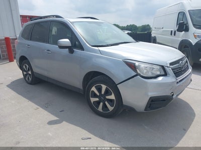 SUBARU FORESTER 2017