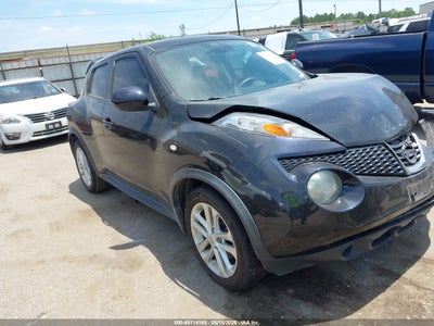 NISSAN JUKE 2012