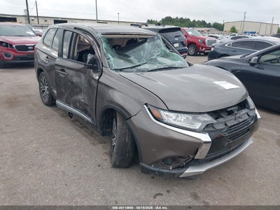 MITSUBISHI OUTLANDER 2017