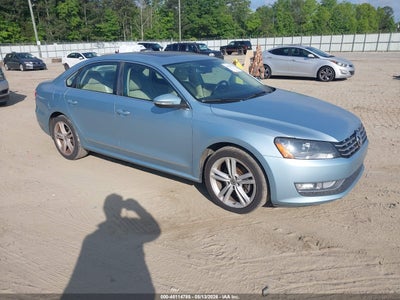 VOLKSWAGEN PASSAT 2012