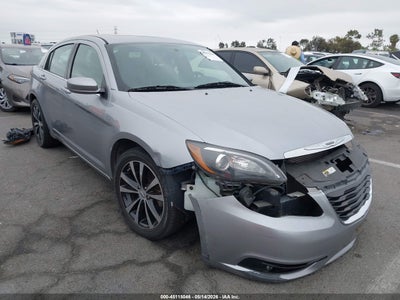 CHRYSLER 200 2014