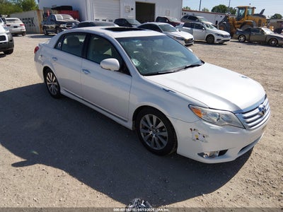 TOYOTA AVALON 2011